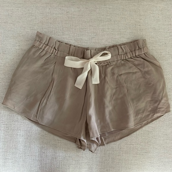 Beige Wilfred Shorts - Picture 1 of 3